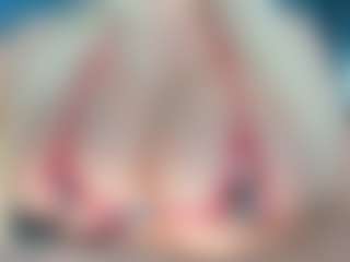 adrianna777's Live Sex Cam Show