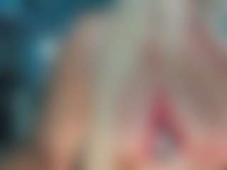 adrianna777's Live Sex Cam Show