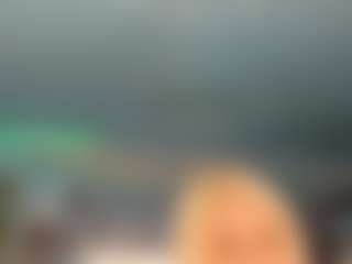 adrianna777's Live Sex Cam Show