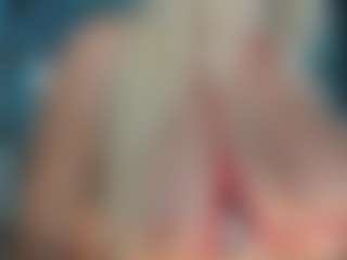 adrianna777's Live Sex Cam Show
