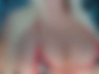 adrianna777's Live Sex Cam Show