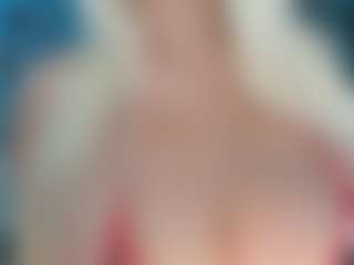 adrianna777's Live Sex Cam Show