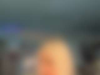 adrianna777's Live Sex Cam Show