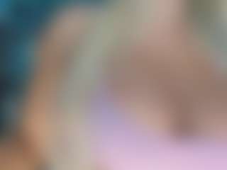 adrianna777's Live Sex Cam Show