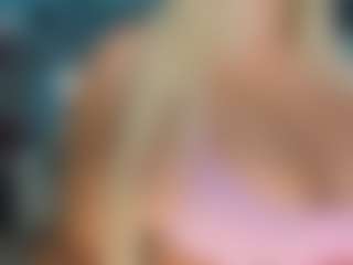adrianna777's Live Sex Cam Show