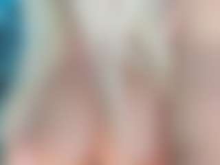 adrianna777's Live Sex Cam Show
