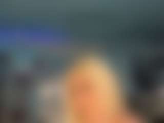 adrianna777's Live Sex Cam Show