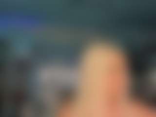 adrianna777's Live Sex Cam Show