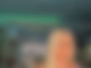 adrianna777's Live Sex Cam Show