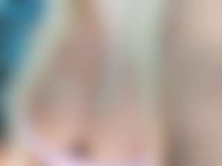 adrianna777's Live Sex Cam Show