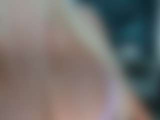 adrianna777's Live Sex Cam Show