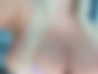 adrianna777's Live Sex Cam Show