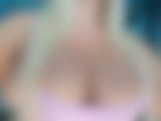 adrianna777's Live Sex Cam Show