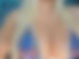 adrianna777's Live Sex Cam Show