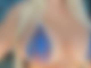adrianna777's Live Sex Cam Show