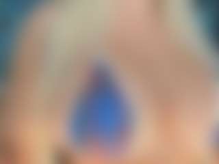adrianna777's Live Sex Cam Show