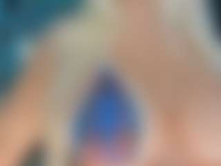 adrianna777's Live Sex Cam Show