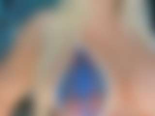 adrianna777's Live Sex Cam Show