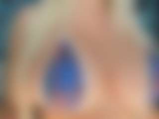 adrianna777's Live Sex Cam Show