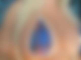 adrianna777's Live Sex Cam Show