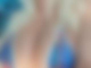 adrianna777's Live Sex Cam Show