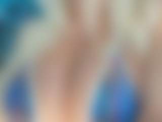 adrianna777's Live Sex Cam Show