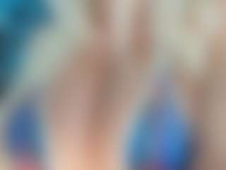 adrianna777's Live Sex Cam Show