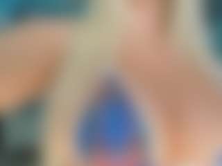 adrianna777's Live Sex Cam Show
