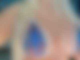 adrianna777's Live Sex Cam Show