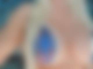 adrianna777's Live Sex Cam Show