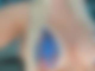 adrianna777's Live Sex Cam Show