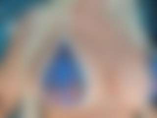 adrianna777's Live Sex Cam Show