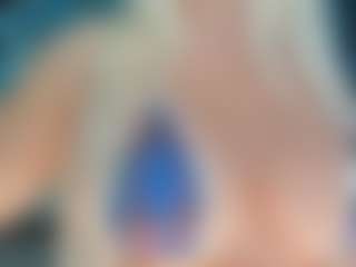 adrianna777's Live Sex Cam Show