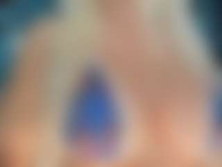 adrianna777's Live Sex Cam Show