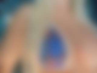 adrianna777's Live Sex Cam Show