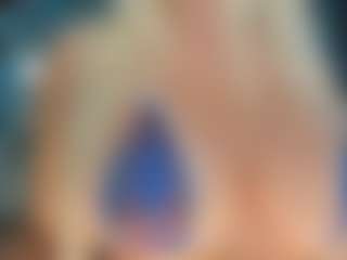 adrianna777's Live Sex Cam Show