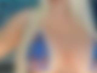 adrianna777's Live Sex Cam Show