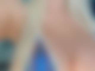 adrianna777's Live Sex Cam Show