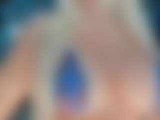 adrianna777's Live Sex Cam Show