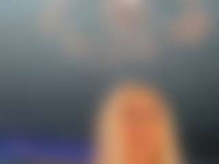 adrianna777's Live Sex Cam Show