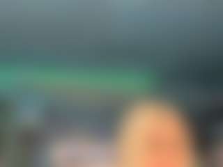 adrianna777's Live Sex Cam Show