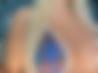 adrianna777's Live Sex Cam Show