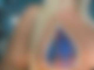 adrianna777's Live Sex Cam Show