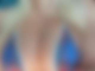 adrianna777's Live Sex Cam Show