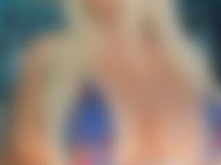 adrianna777's Live Sex Cam Show