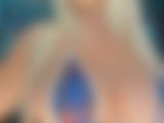 adrianna777's Live Sex Cam Show