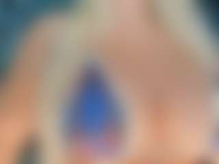 adrianna777's Live Sex Cam Show