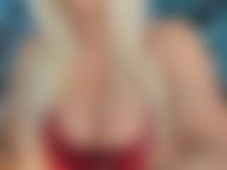 adrianna777's Live Sex Cam Show