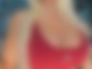 adrianna777's Live Sex Cam Show