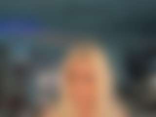 adrianna777's Live Sex Cam Show